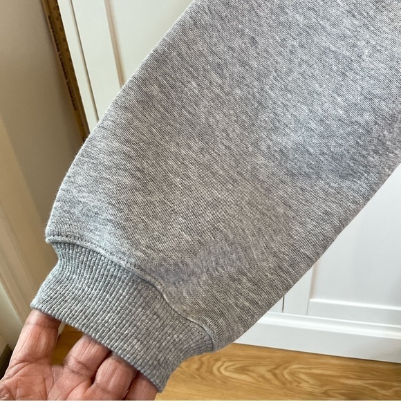 NWT Savage x Fenty Xssential Crop Hoodie Pullover Embroidered Logo Grey Sz 8-10 - Picture 7 of 12